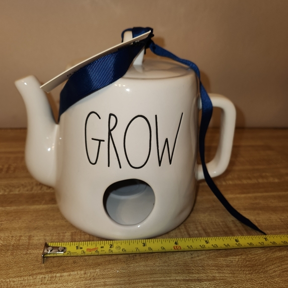 Rae Dunn by Magenta Ceramic Tea Pot Birdhouse (White/Grow) - Picture 6 of 6